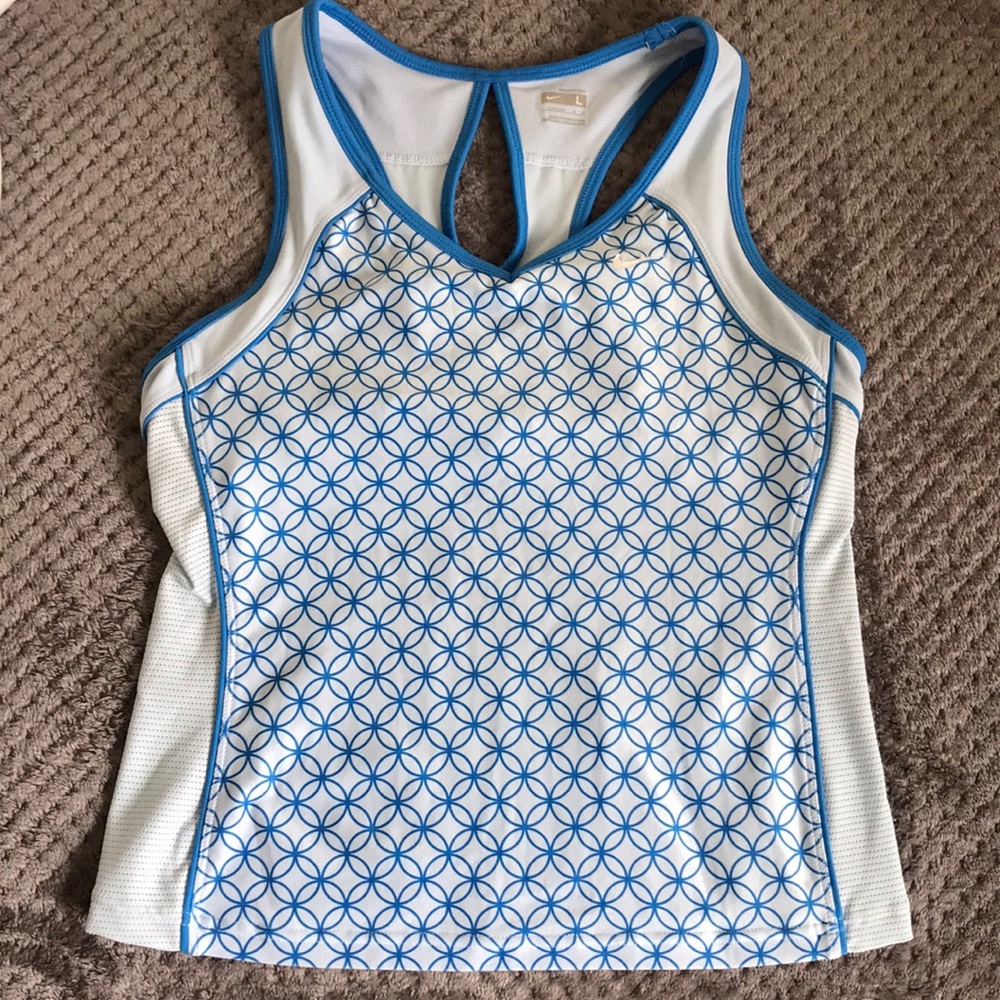 Nike Racerback tennis workout built in bra top EUC